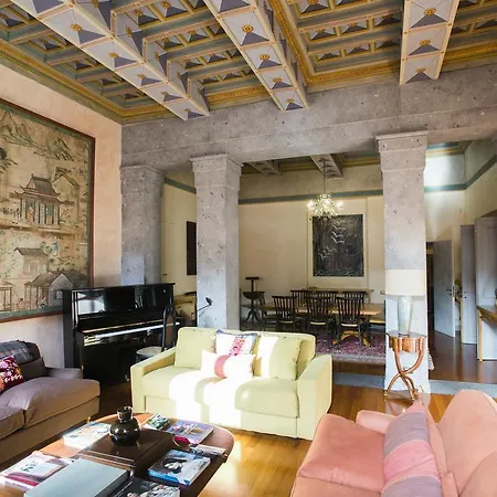 Classicism At Spanish Steps Апартаменты